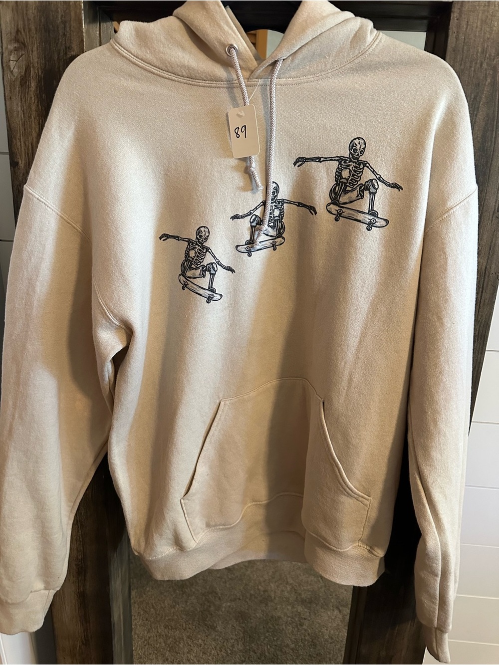 Artist Union Skeleton Skateboard Hoodie Beige Pullover Graphic Sweatshirt M